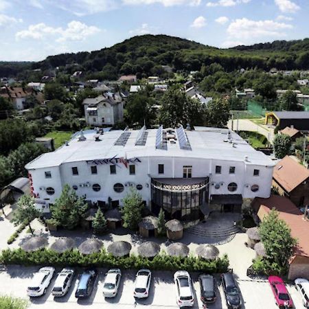 Hotel Galaktika Vynnyky Dış mekan fotoğraf