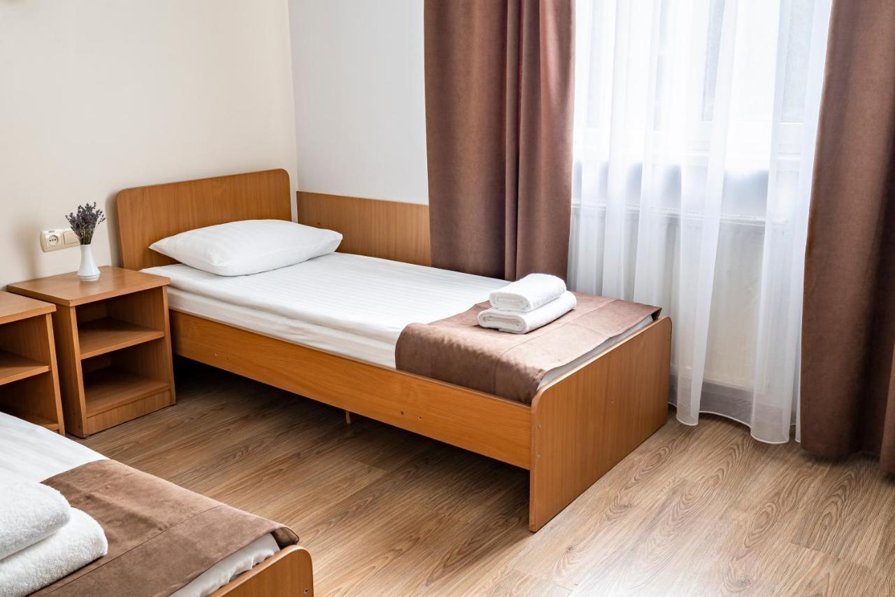 Hotel Galaktika Vynnyky Dış mekan fotoğraf