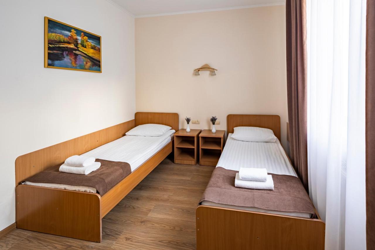 Hotel Galaktika Vynnyky Dış mekan fotoğraf
