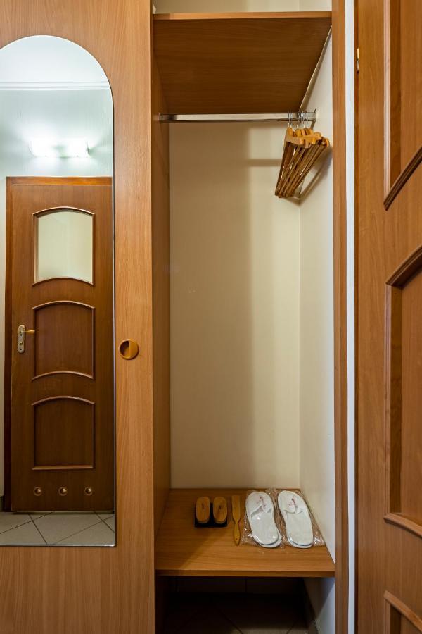 Hotel Galaktika Vynnyky Dış mekan fotoğraf