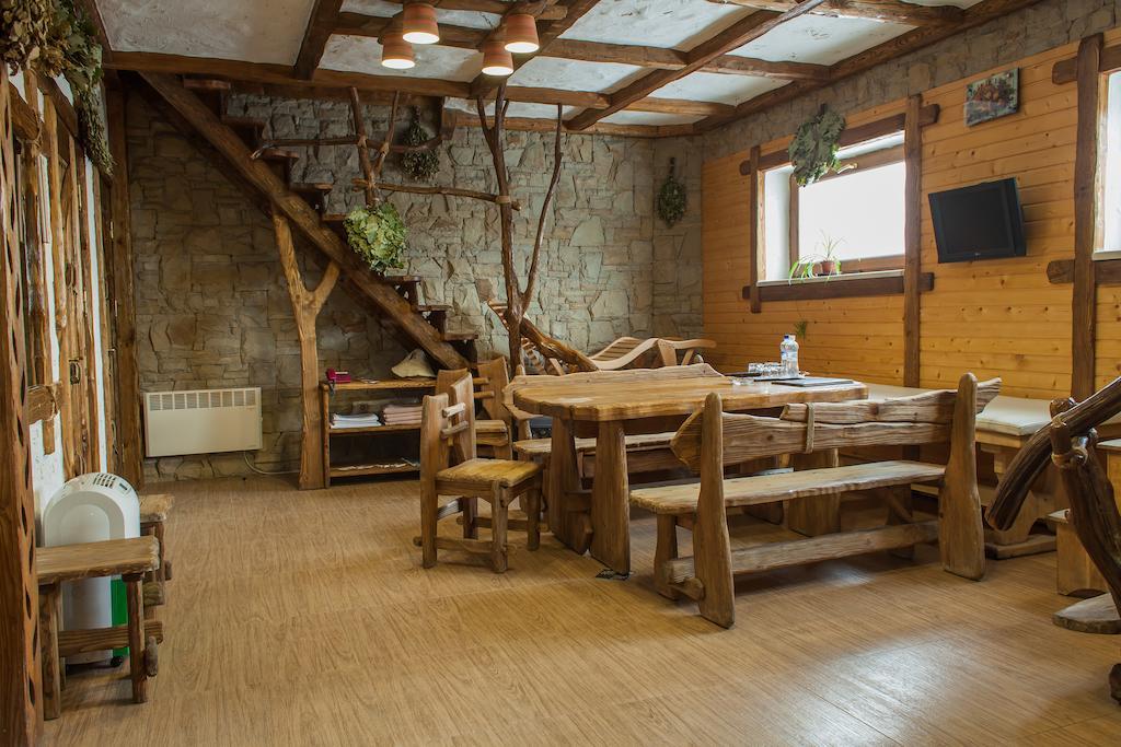 Hotel Galaktika Vynnyky Dış mekan fotoğraf