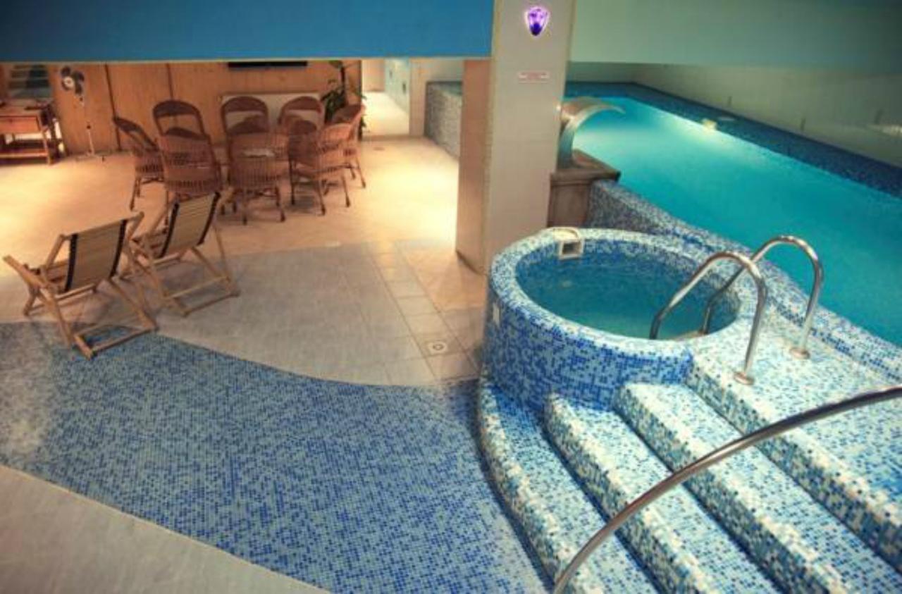 Hotel Galaktika Vynnyky Dış mekan fotoğraf